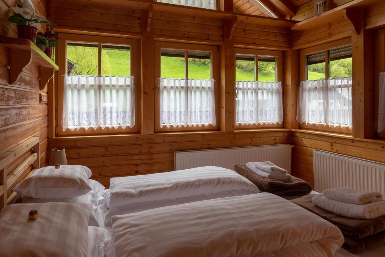 Four Seasons Lodge Lackenhof Bagian luar foto