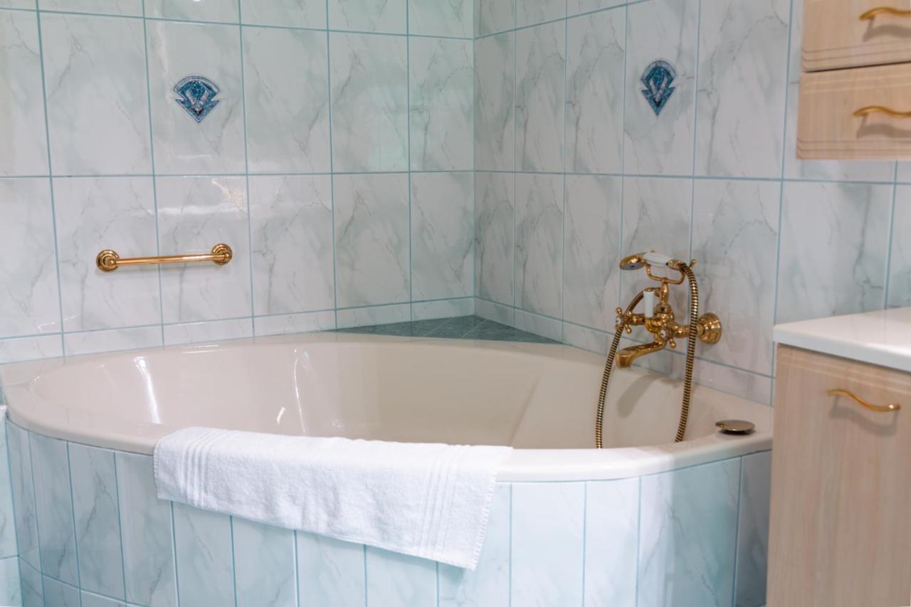 Four Seasons Lodge Lackenhof Bagian luar foto